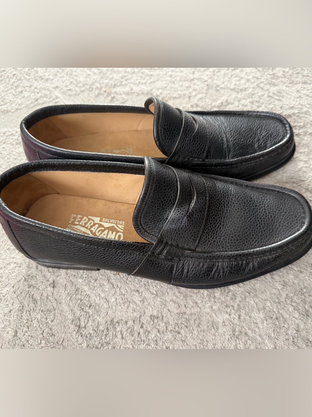 Salvatore Ferragamo Black Pebbled Leather Penny Loafers size 8½ EEE(wide)